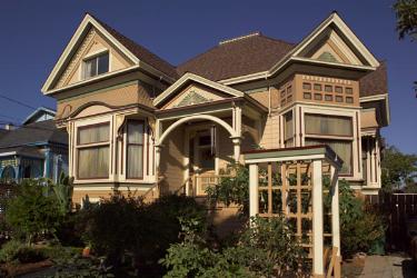 1893 Queen Anne